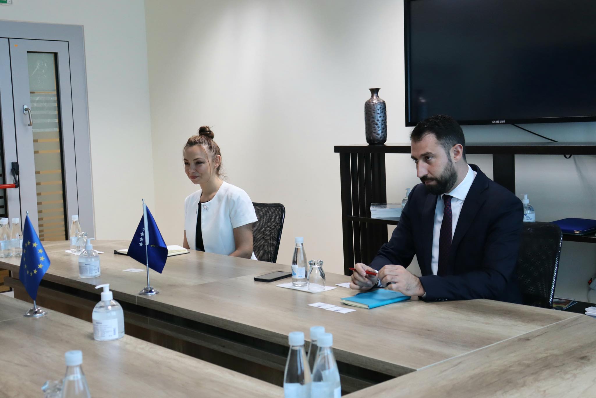 » Minister of MLGA hosted in a meeting Mr.Tankut Soykan, Deputy Head of ...