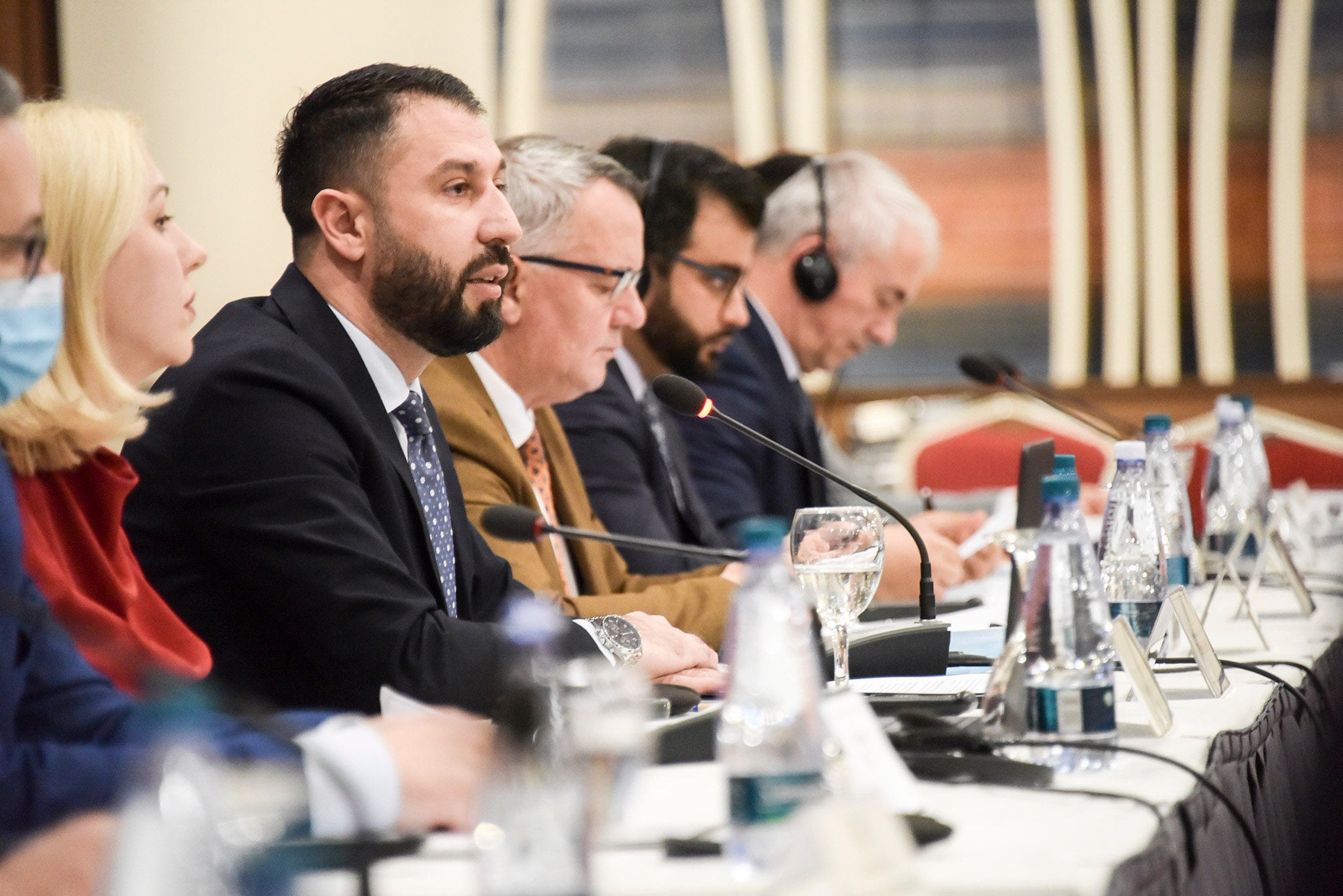 Ministar Krasnići je održao zajednički koordinacioni okrugli sto sa gradonačelnicima opština Republike Kosovo