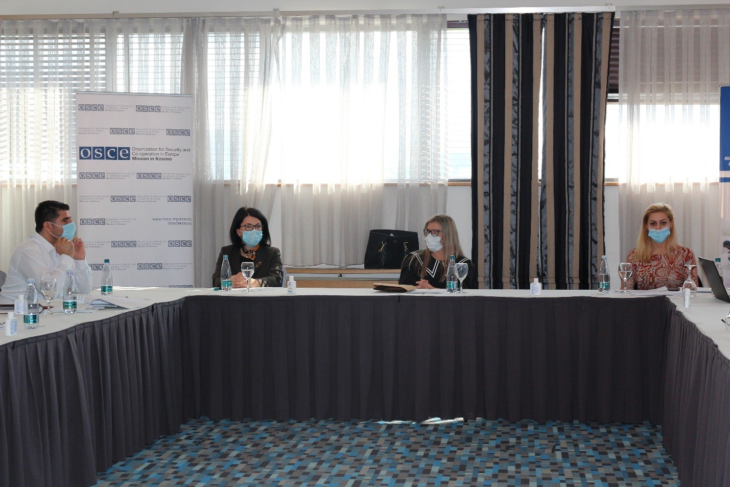  Održan je sastanak za razmatranje Nacrta-uredbe o unutrašnjom organizaovanju od Ministarstvo lokalne samouprave
