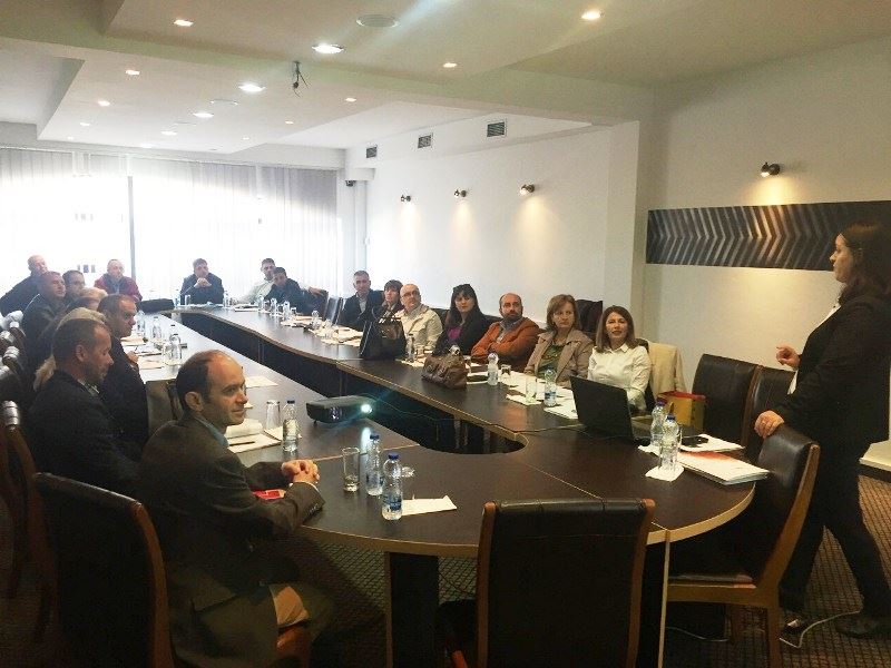 MAPL, Programi i USAID-it për Komunat Transparente dhe Llogaridhënëse (TEAM), IKAP dhe KRPP organizojnë trajnimin katërditor “Menxhimi kontratave”