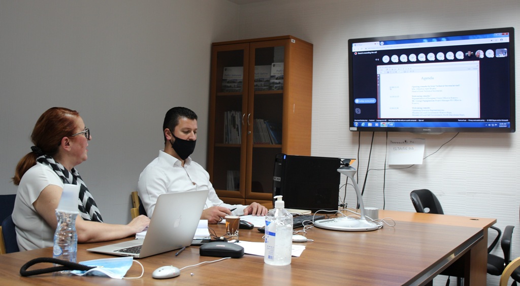 The online Consultation Forum with Mayors of the municipalities