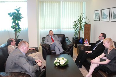 Ministar Petrović primio je Ambasadora Velike Britanije u Prištini Jana Klifa i prvog sekretara Britanske Ambasade u Beogradu Džejmsa Mura
