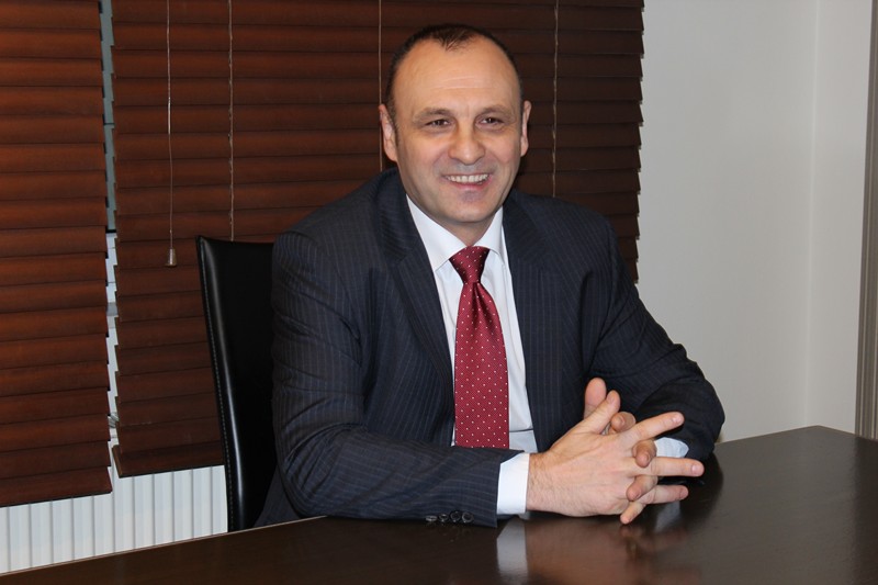 Zamenik premijera Petrović sastao se  sa gospodinom  Mentorom  Šaljom generalnim direktorom  RTK-a