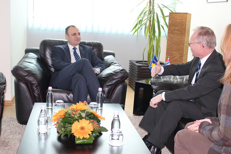 Zamenik premijera Petrović na sastanku sa ambasadorom Norveške na Kosovu gospodinom Janom Braathuom