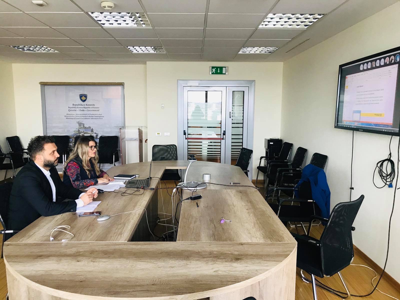 U prisustvu MALS-a, SDC-DEMOS-a i predstavnika Norveške i Švedske ambasade, Nacionalna kancelarija revizora je prezentirala Izveštaj o finansiranim projektima iz DEMOS-a tokom 2018. godine