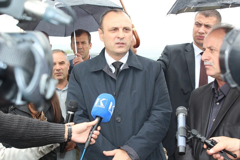 Počeli radovi na putu u Pomazatinu