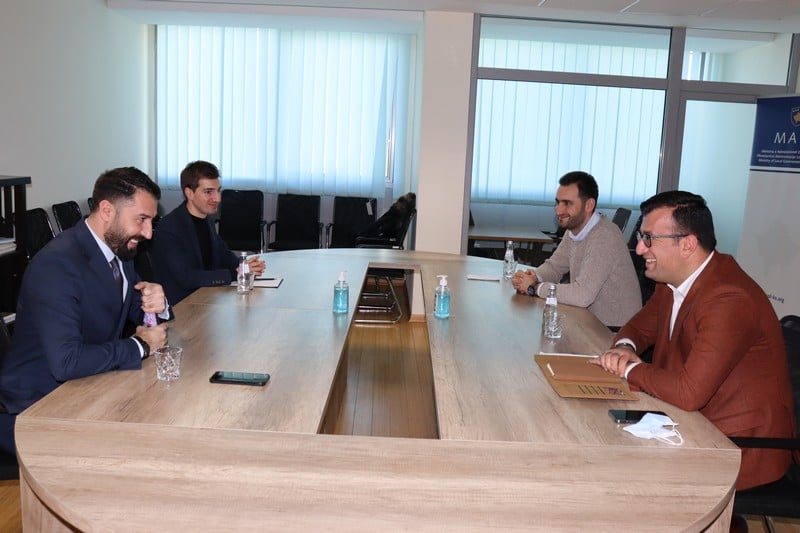 MINISTAR KRASNIQI DOČEKAO GRADONAČELNIKA OPŠTINE ISTOG ILIRA  FERATIJA