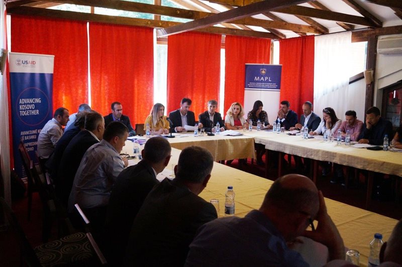 Mbahet tryeza “Transparenca komunale – rezultatet sfidat dhe mundësitë për përmirësim”