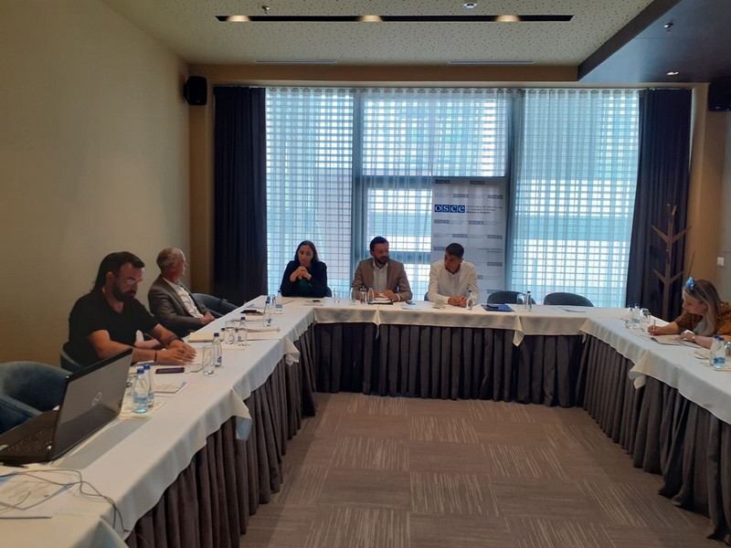 A meeting is held with the municipalities of the Prizren region for the drafting of a model plan for integrity and the guideline