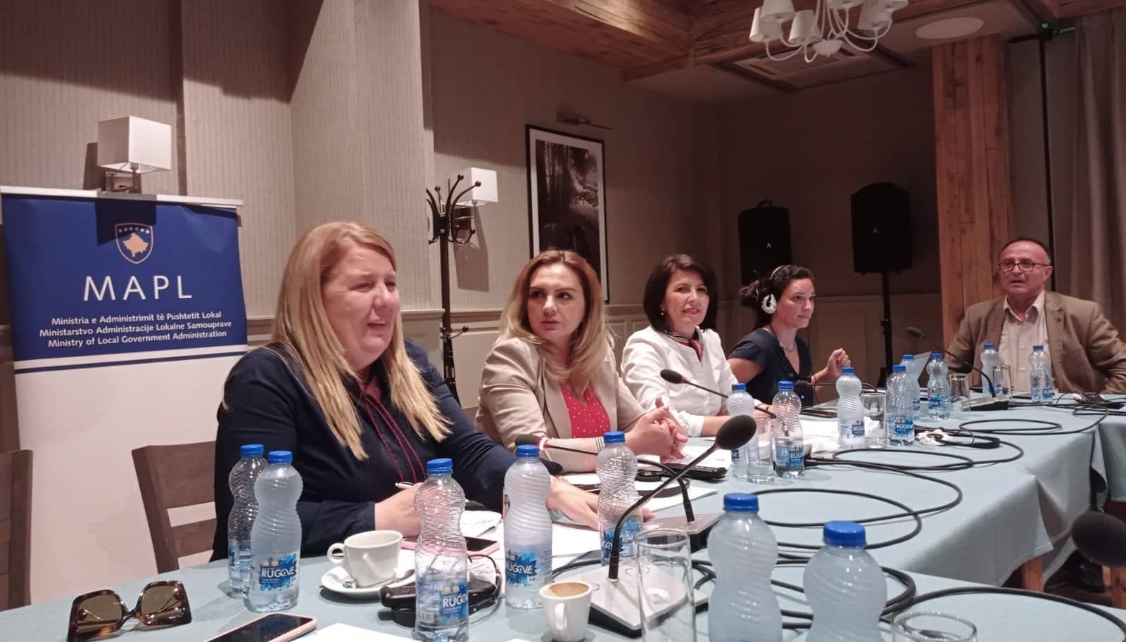 An informative meeting held on the process of publishing documents on the public consultation platform