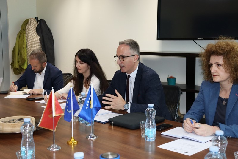 A bilateral meeting is held between Kosovo and Montenegro for cross-border cooperation