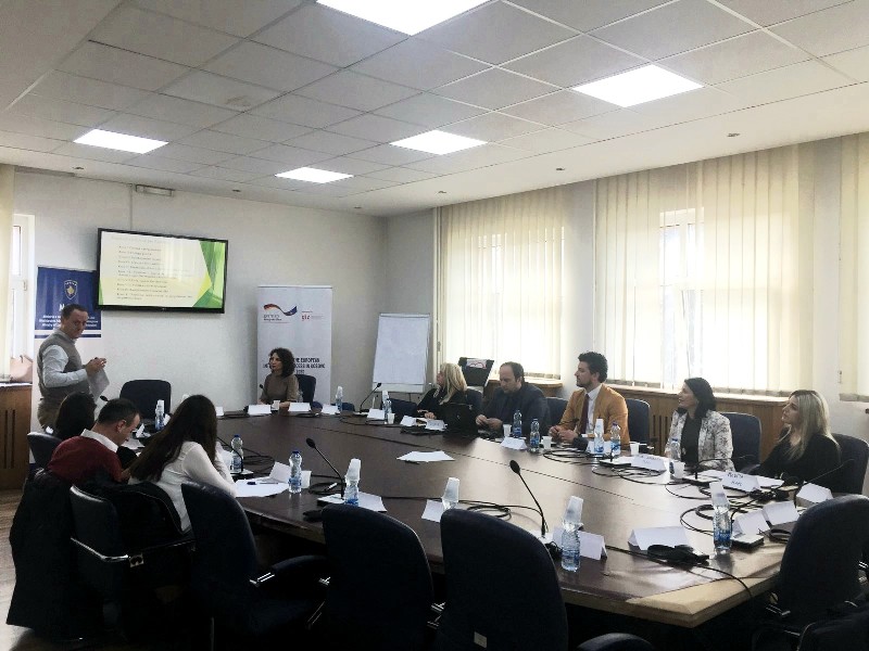The training on SAA communication to Kosovo municipalities continues