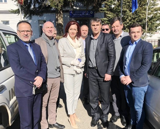 Ministarka Redžepi posetila je opštinu Dragaš u podršci opštini