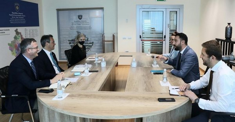 MINISTAR KRASNIĆI DOČEKAO PREDSTAVNIKE ŠVAJCARSKOG CARITAS-a