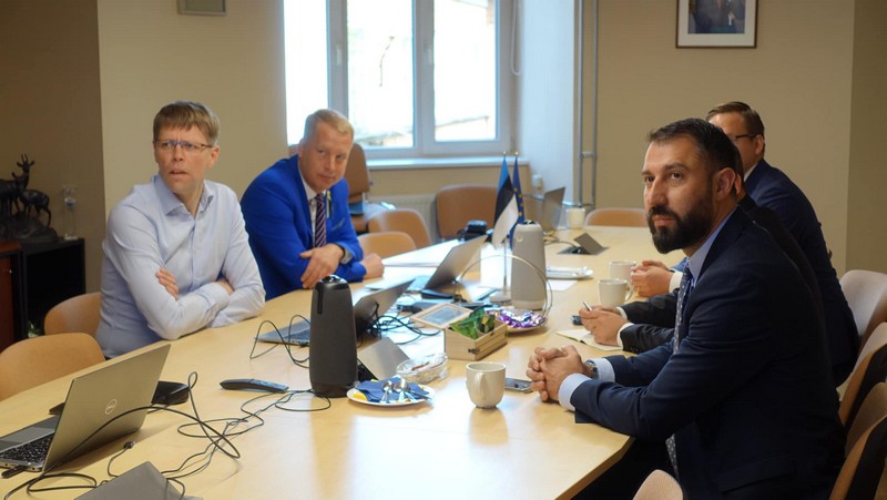 Ministar Krasniqi posetio centar e-Estonija i dočekan je na sastanku od strane Udruženja opština i gradova Estonije