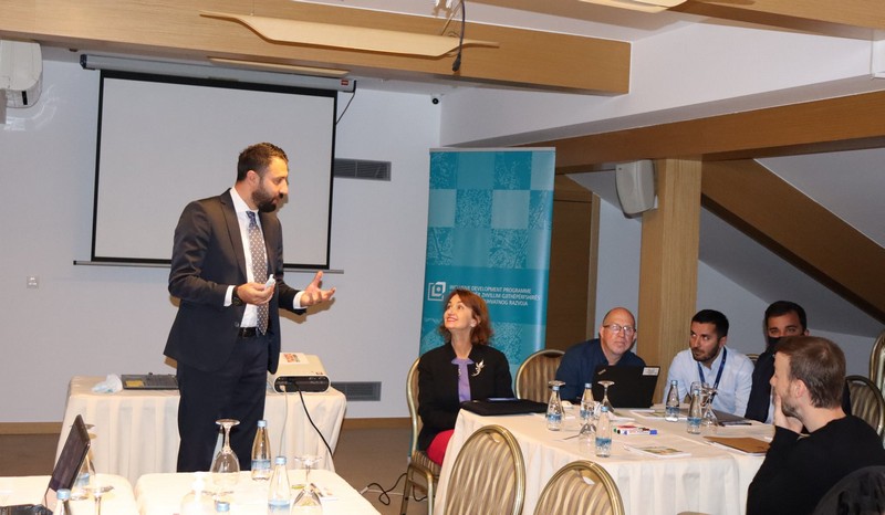 MINISTAR KRASNIQI UČESTVUJE NA POČETNOJ RADIONICI ZA IZRADU PROGRAMA KAPITALNIH INVESTICIJA 