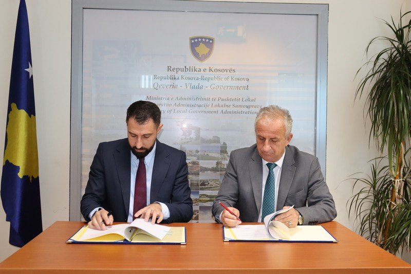 Dvadeset opština dobijaju oko 1 milion evra  iz MALS-a za infrastrukturne projekte za zajednice