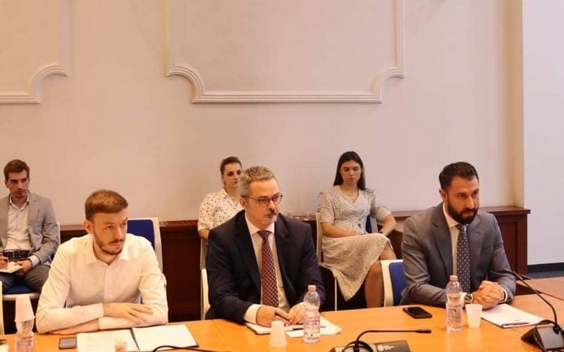 ODRŽAN JE SASTANAK KOMISIJE ZA NADGLEDANJE JAVNIH FINANSIJA MINISTARSTVA ADMINISTRACIJE LOKALNE SAMOUPRAVE ZA 2020. GODINU