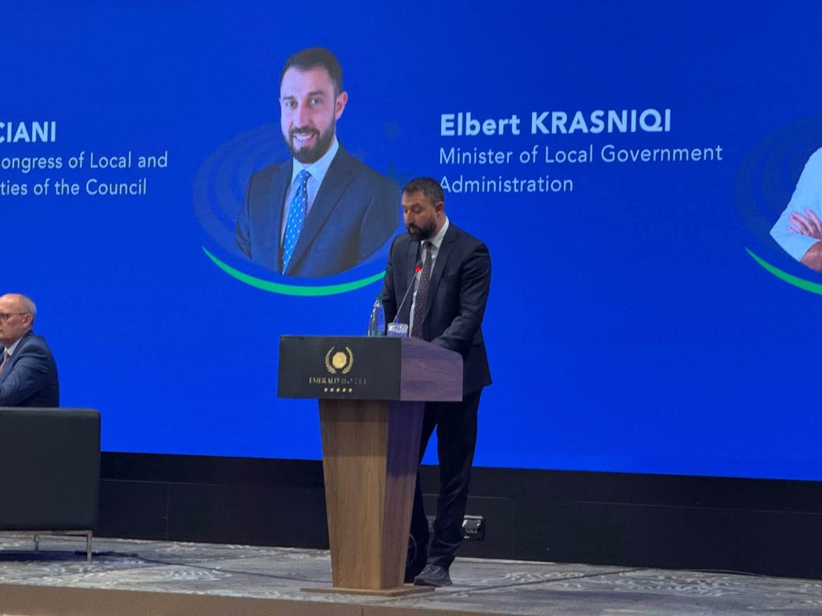 Ministri Elbert Krasniqi ka marrë pjesë në panelin e organizuar nga Këshilli i Evropës – Kongresi i Autoriteteve Lokale dhe Rajonale
