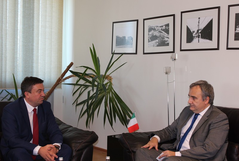 » Todosijevic at the meeting with Italian Ambassador Piero Cristoforo Sardi